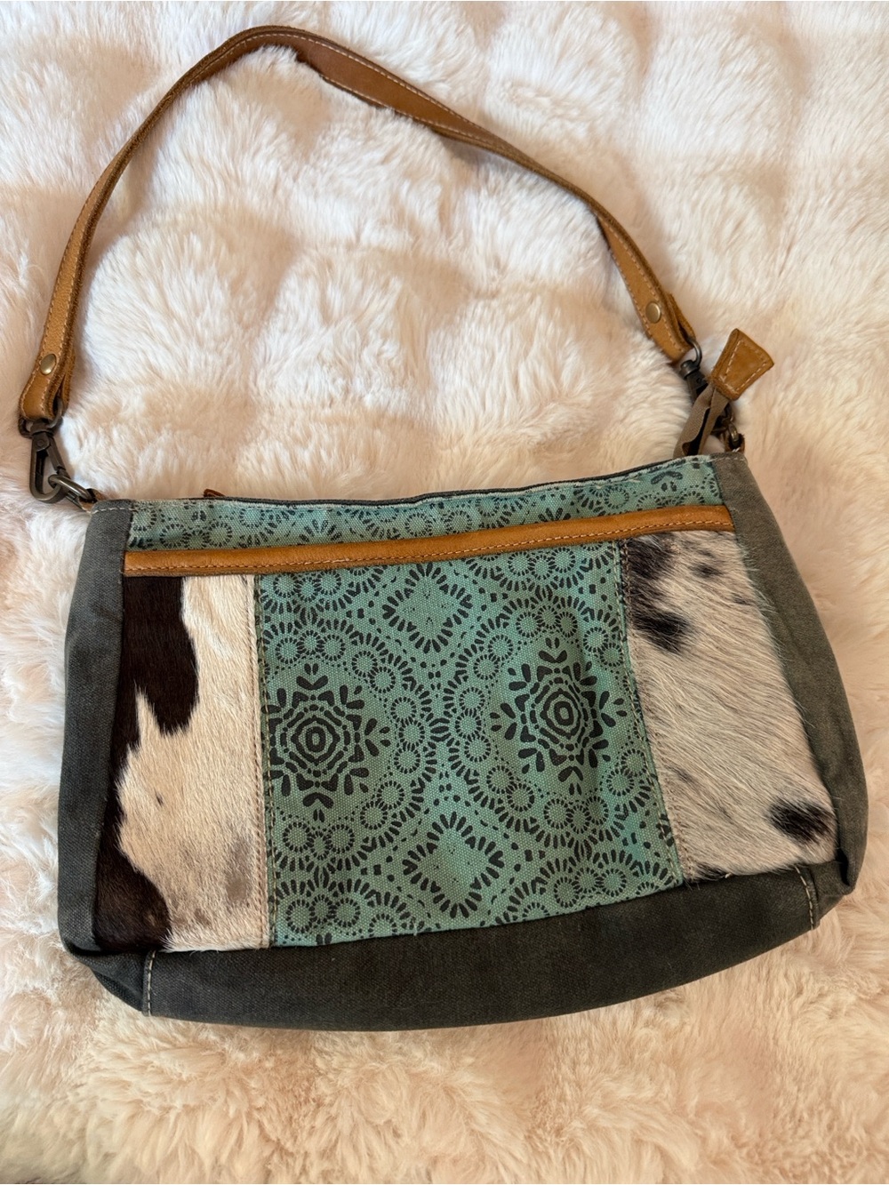 Myra Teal Pattern & Cowhide Patchwomen Shoulder Bag